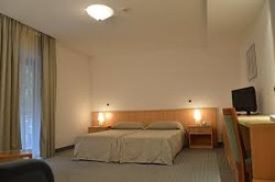 Imagen de la habitación del Hotel HOSTIN. Foto 3