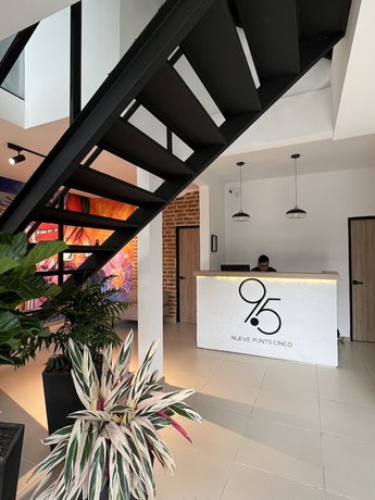 Imagen de los interiores del Hotel HOTEL 9.5 SAN FERNANDO. Foto 16
