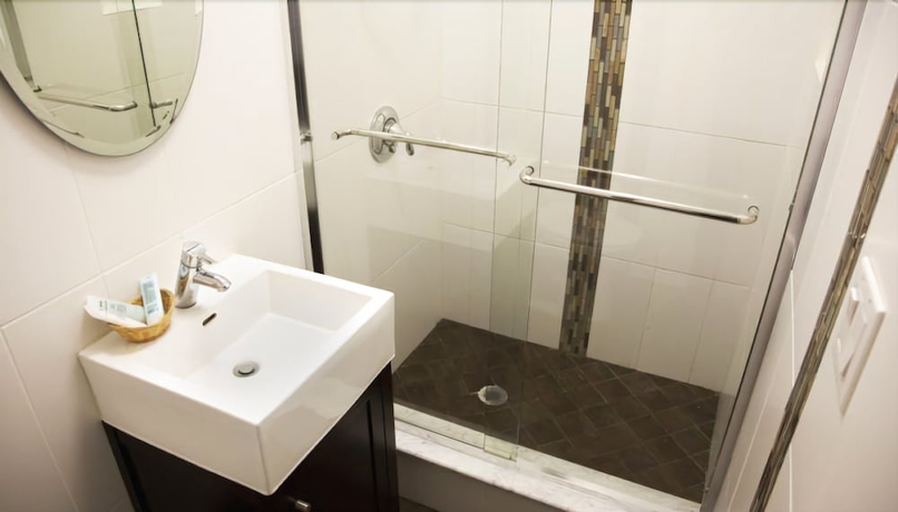 Imagen de la habitación del Hotel HOTEL 99. Foto 10