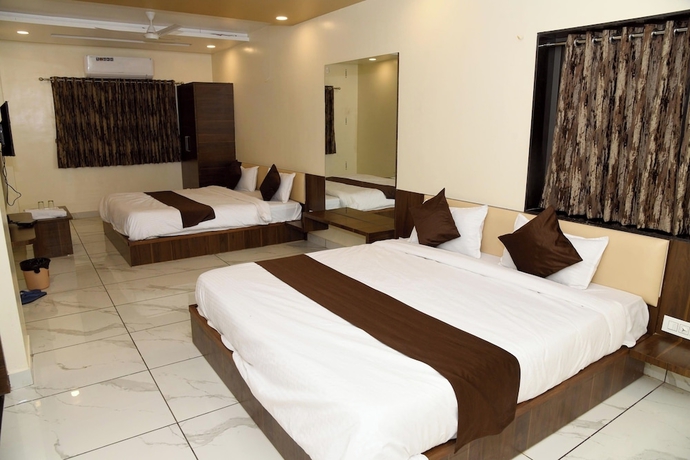 Imagen de la habitación del Hotel HOTEL ABU INN. Foto 5
