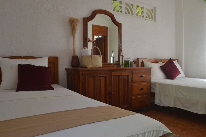 Imagen de la habitación del Hotel HOTEL ADOQUIN. Foto 15