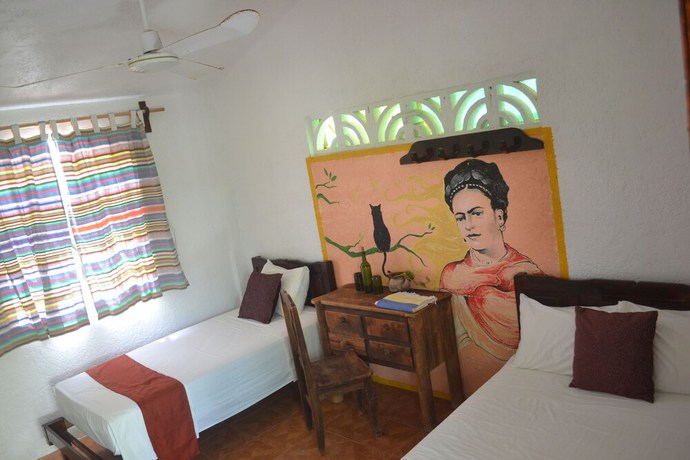 Imagen de la habitación del Hotel HOTEL ADOQUIN. Foto 16