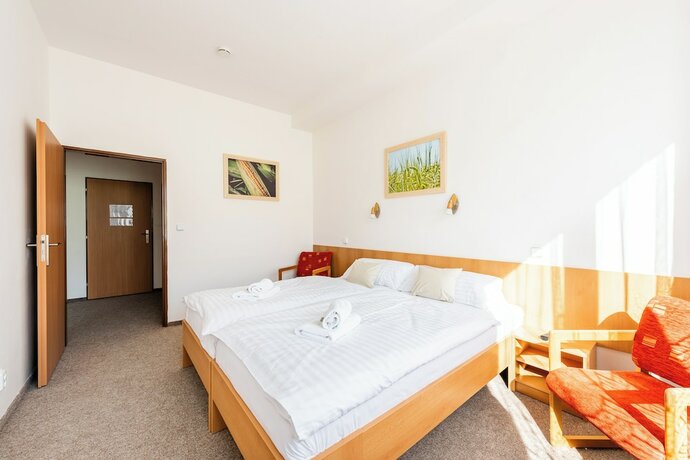 Imagen general del Hotel HOTEL AGRI Sobě&scaron;ice. Foto 3
