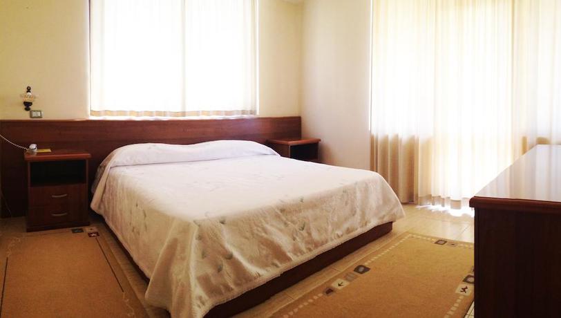 Imagen general del Hotel HOTEL AKROPOLI. Foto 4