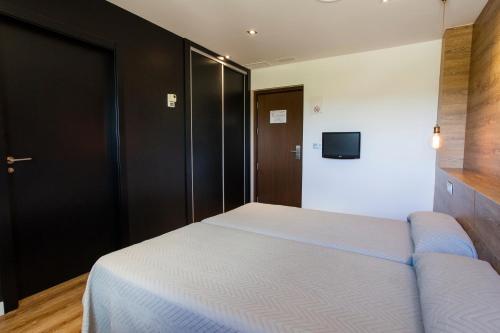 Imagen de la habitación del Hotel HOTEL ALCAZAR. Foto 9