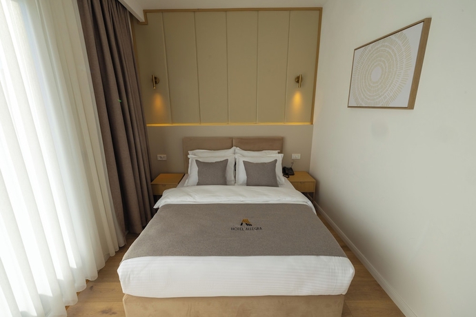 Imagen de la habitación del Hotel HOTEL ALLEGRA. Foto 2