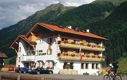 Imagen general del Hotel HOTEL ALP-LARAIN. Foto 12