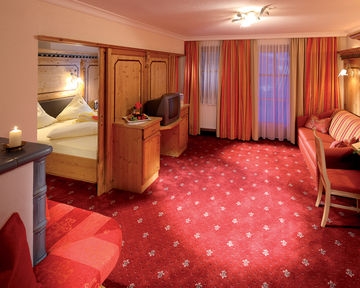 Imagen de la piscina del Hotel HOTEL ALTE POST. Foto 7