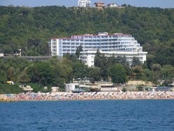 Imagen de los exteriores del Hotel HOTEL AQUA AZUR. Foto 8