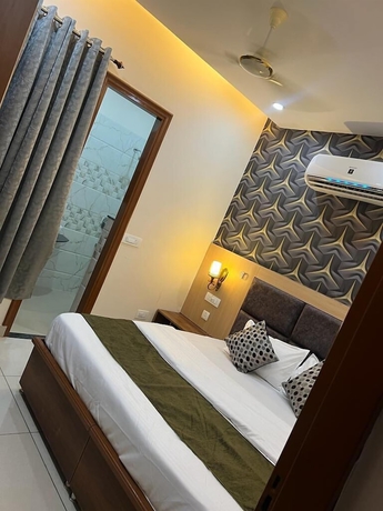 Imagen de la habitación del Hotel HOTEL ARAB INN. Foto 12