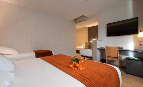Imagen general del Hotel HOTEL ARANA. Foto 1