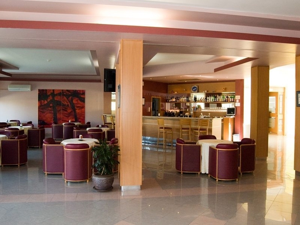 Imagen general del Hotel HOTEL ARCUS. Foto 11