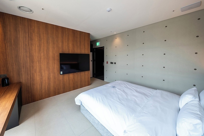 Imagen de la habitación del Hotel HOTEL AU. Foto 6