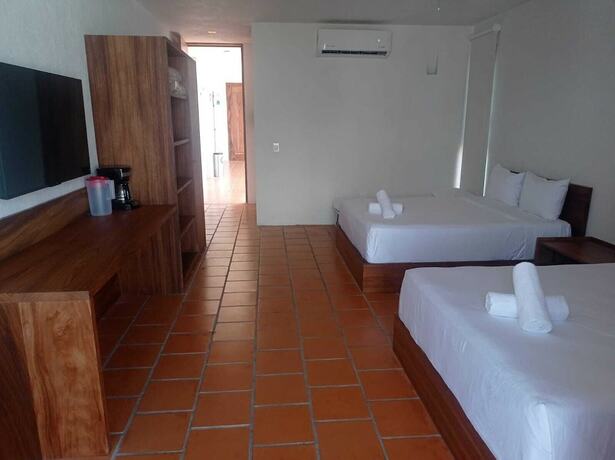 Imagen de la habitación del Hotel HOTEL AURELIA, San Patricio Melaque. Foto 18