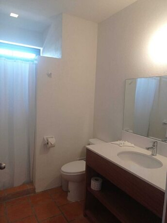 Imagen de la habitación del Hotel HOTEL AURELIA, San Patricio Melaque. Foto 20
