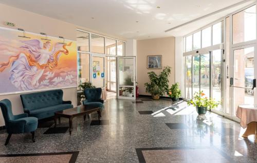 Imagen general del Hotel HOTEL AURORA. Foto 11