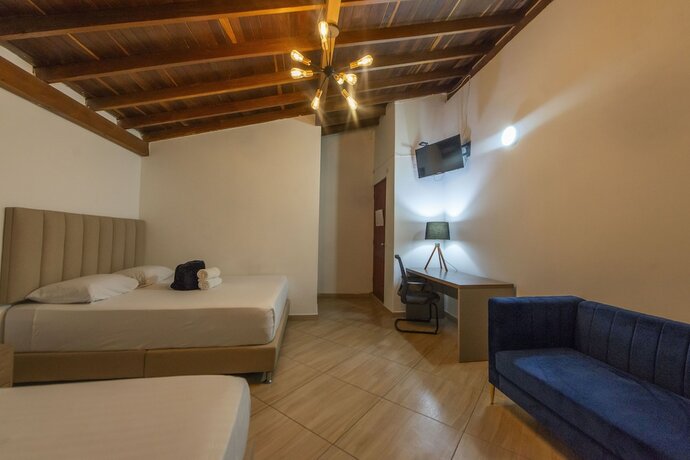 Imagen de la habitación del Hotel HOTEL BALI AT POBLADO. Foto 13