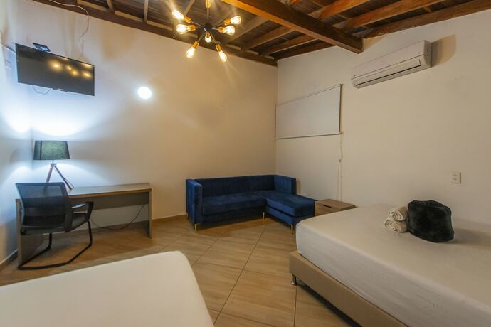 Imagen general del Hotel HOTEL BALI AT POBLADO. Foto 2