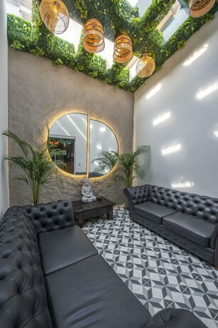 Imagen general del Hotel HOTEL BALI AT POBLADO. Foto 6