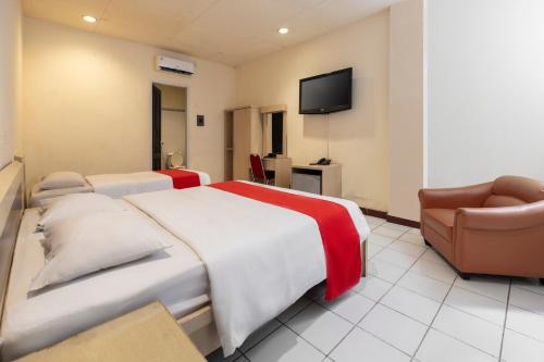 Imagen general del Hotel HOTEL BALI MAKASSAR. Foto 17
