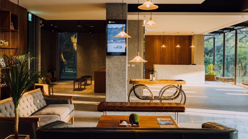 Imagen de los interiores del Hotel HOTEL BEGINS. Foto 18