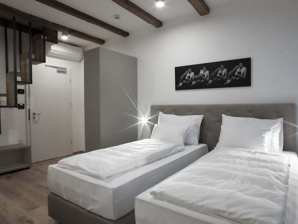 Imagen de la habitación del Hotel HOTEL BELMUR. Foto 13