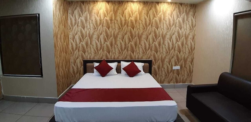 Imagen de la habitación del Hotel HOTEL BHUBANESWAR PRIDE. Foto 10