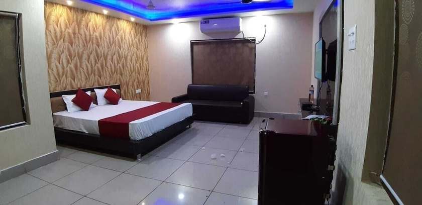 Imagen de la habitación del Hotel HOTEL BHUBANESWAR PRIDE. Foto 13