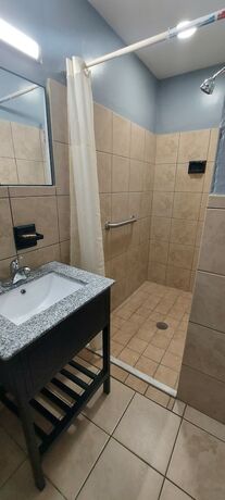 Imagen de la habitación del Hotel HOTEL BLUE. Foto 6