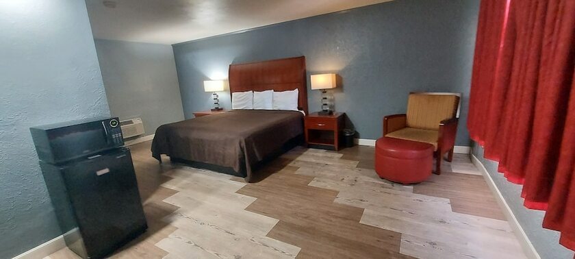Imagen de la habitación del Hotel HOTEL BLUE. Foto 7