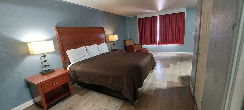 Imagen de la habitación del Hotel HOTEL BLUE. Foto 8