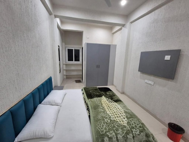 Imagen de la habitación del Hotel HOTEL BLUEBERRY. Foto 11