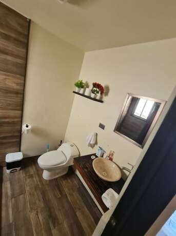 Imagen general del Hotel HOTEL CADILLAC. Foto 6