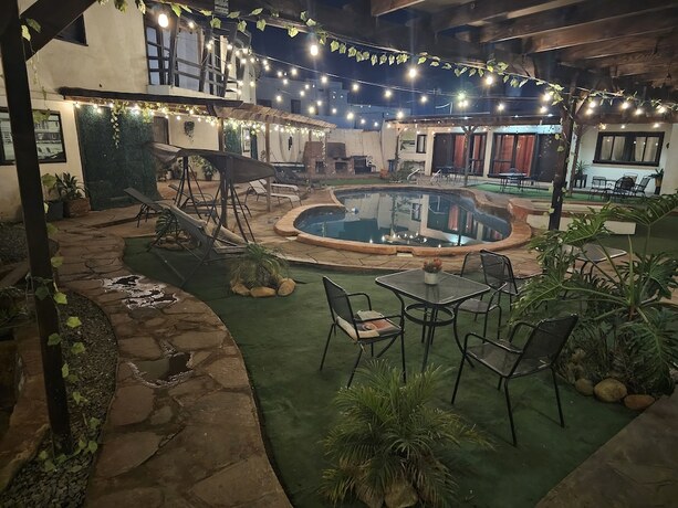 Imagen general del Hotel HOTEL CADILLAC. Foto 12