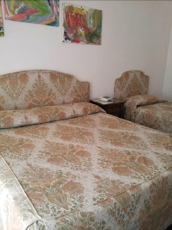 Imagen de la habitación del Hotel HOTEL CALLA. Foto 9
