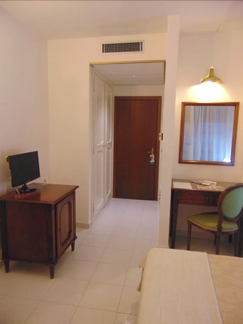 Imagen de la habitación del Hotel HOTEL CALLA. Foto 11