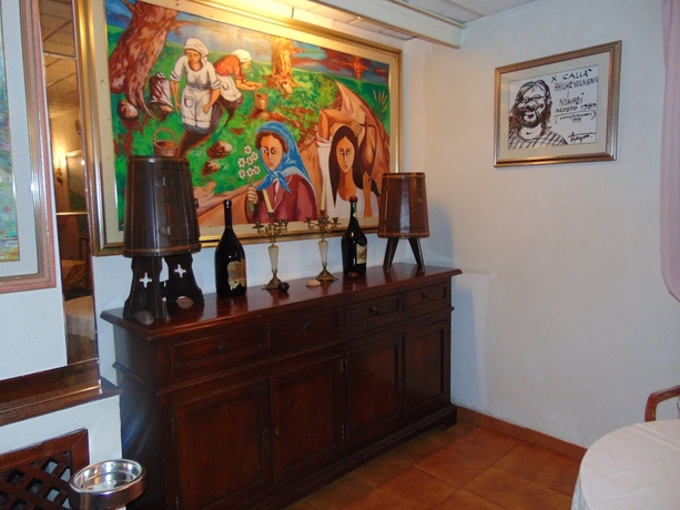 Imagen de los interiores del Hotel HOTEL CALLA. Foto 19