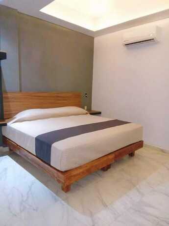 Imagen de la habitación del Hotel HOTEL CAMELINAS EXPRESS. Foto 11
