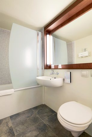 Imagen de la habitación del Hotel HOTEL CAMPANILE DIJON SUD - Marsannay. Foto 6