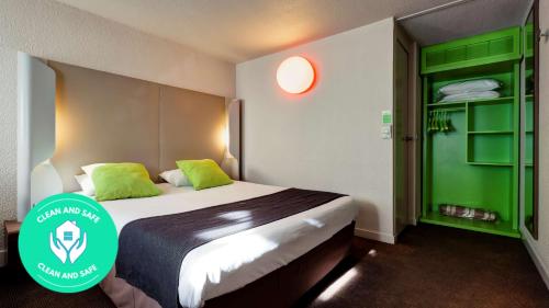 Imagen de la habitación del Hotel HOTEL CAMPANILE GENEVE - Aeroport/Palexpo. Foto 10