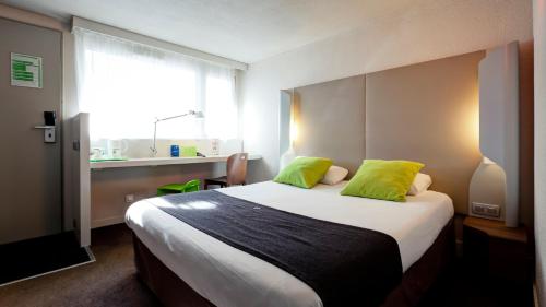 Imagen de la habitación del Hotel HOTEL CAMPANILE GENEVE - Aeroport/Palexpo. Foto 18