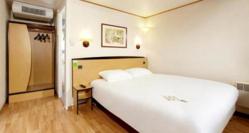 Imagen de la habitación del Hotel HOTEL CAMPANILE NATURE - MOULINS AVERMES. Foto 16