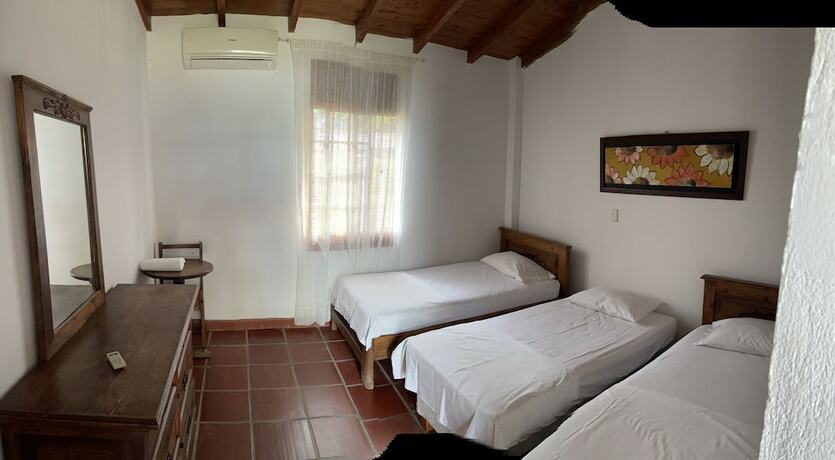 Imagen de la habitación del Hotel HOTEL CAMPESTRE LAS PALOMAS. Foto 15