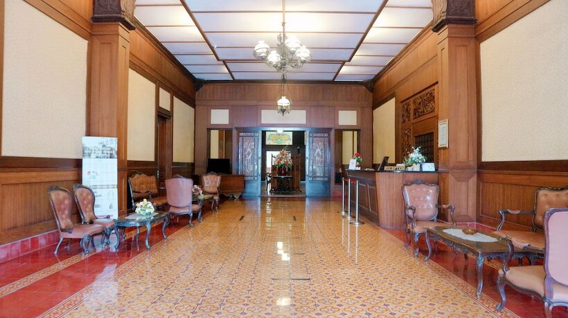 Imagen general del Hotel HOTEL CANDI BARU. Foto 8