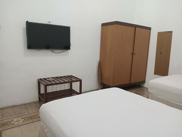 Imagen general del Hotel HOTEL CANDI BARU. Foto 9