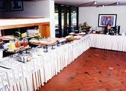 Imagen del bar/restaurante del Hotel HOTEL CANTO DO SOL. Foto 2