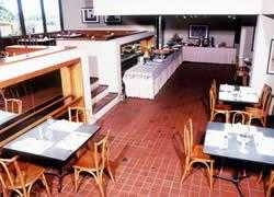 Imagen del bar/restaurante del Hotel HOTEL CANTO DO SOL. Foto 3