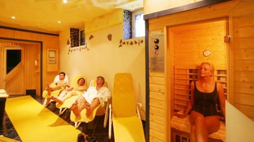 Imagen general del Hotel HOTEL CARINTHIA. Foto 15