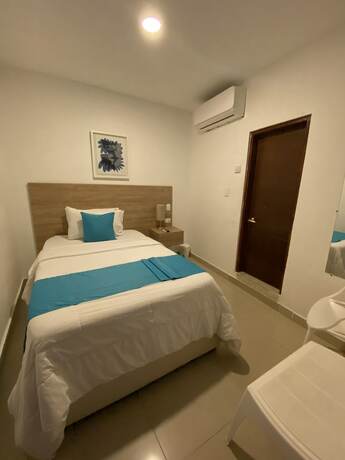Imagen de la habitación del Hotel HOTEL CASA AGUSTINA. Foto 13