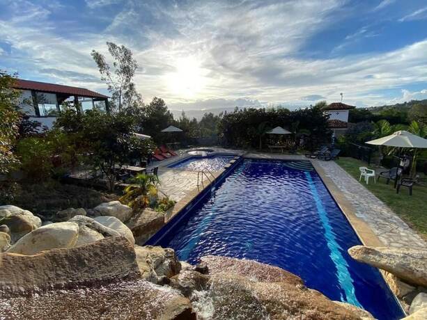 Imagen general del Hotel HOTEL CASA CANTABRIA CAMPESTRE. Foto 5